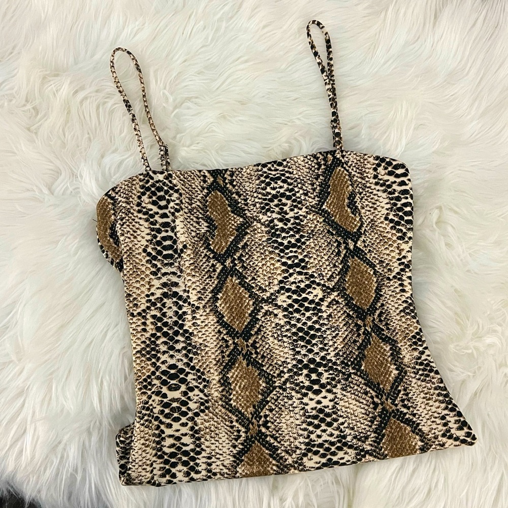 Women’s animal print bodysuit